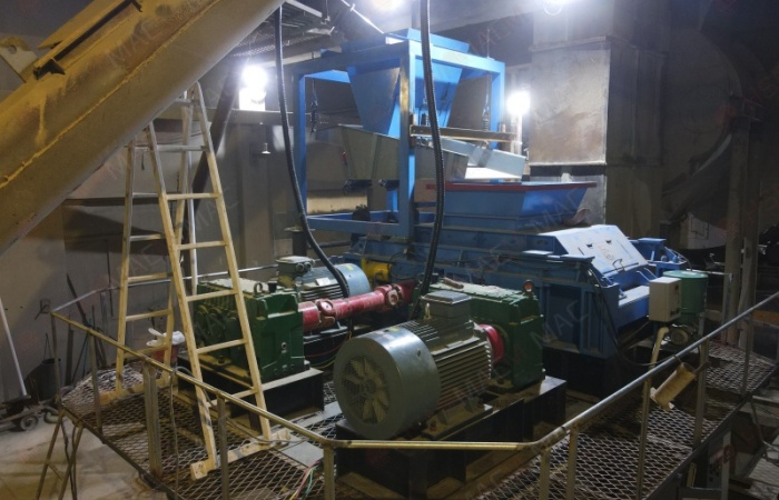 石頭制砂機生產現場 石頭制砂機生產現場